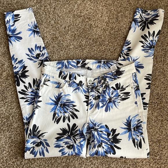 Blue Floral Gap Jeans - Picture 2 of 3